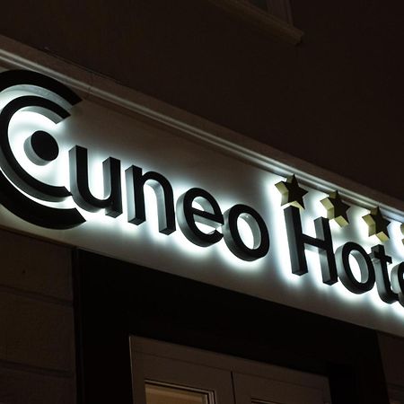 Cuneo Hotel المظهر الخارجي الصورة